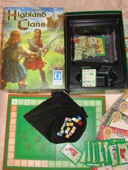 Společenské hry, deskové hry, karetní hry, rodinné hry. Brno - 18