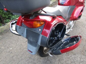 Honda NT 650 Deauville - 18