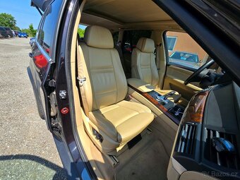 BMW X5 4.8 i 261KW 2 sady kol,nové CZ,prav.servis - 18