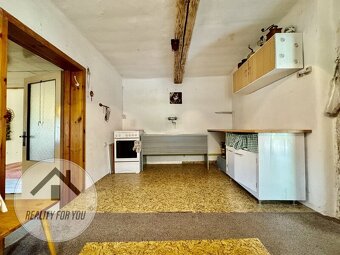 Prodej krásného rodinného domu/chalupy v Rovensku pod Troska - 18