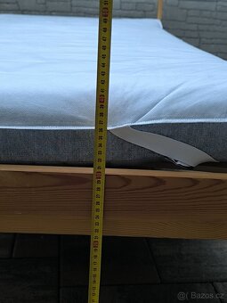Prodám dřevěnou postel + Matrací 90cm x 200cm - 18