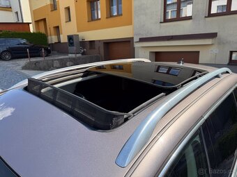 ŠKODA SUPERB II 2.0 TDI 4x4 125Kw Combi Exclusive - 18