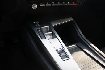 Peugeot 308 1.2 PureTech, A/T8 - 18