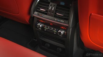 BMW X6, M 4,4/423kW xDrive ČR 360° - 18
