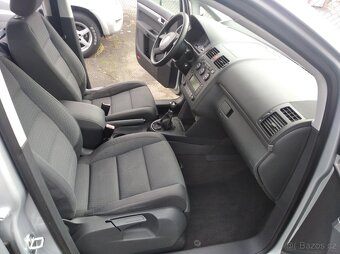Volkswagen Touran 1,6-85kw - 18