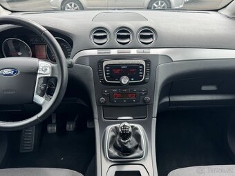 Ford Galaxy 2.0 TDCI 103 KW 7 Míst - 18