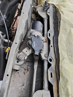 Navara d40 - 18