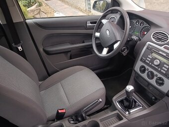 Ford focus 1.6 16v,mod.r.2007,alu,po stk b ČR,Topp - 18