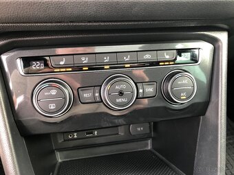 Volkswagen Tiguan 2.0TDI DSG 4MOTION R-Line 140KW Navigace - 18