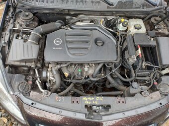 Opel INSIGNIA 2,0Turbo 162kW 4x4 COMBI, KUZE, DILY z VOZů - 18