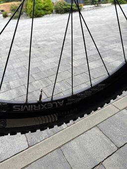 Dámské elektrokolo Trek Powerfly 5+ - 18