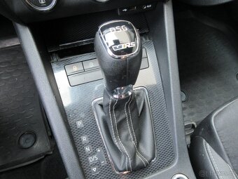 Škoda Octavia Combi 2.0 TDI DPF RS DSG - 18