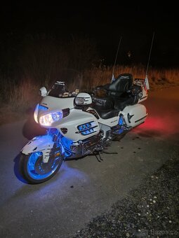 Honda Goldwing GL 1800 - 18