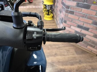 Yamaha MW 155 Tricity - 18