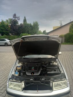 Škoda octavia 1.9 TDI  Laurin&Klement   Tažné zapsáno v Tp - 18