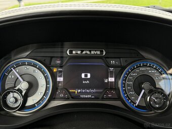 DODGE RAM LIMITED — 5.7 V8 HEMI Etorque — 2021– TOP STAV— - 18