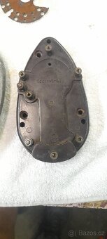 Jawa spínací skříňka - 18