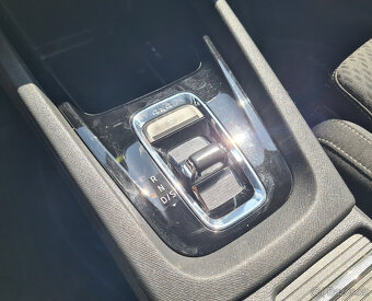 ŠKODA OCTAVIA COMBI 2.0TDI STYLE 4X4 DSG - 18