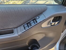 Pathfinder 2.5 dCi 140 kW, 7 míst - 18