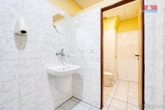 Pronájem kancelářského prostoru, 40 m², Plzeň, ul. Prešovská - 18
