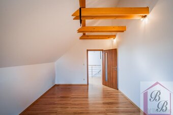 Prodej rodinného domu 6+kk se zahradou, Svijanský Újezd, okr - 18