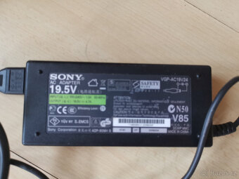 SONY VAIO SVE1511H1ESI - výborný stav - 18