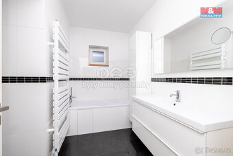 Prodej rodinného domu, Nový Hrádek, 150 m², pozemek 8840 m² - 18