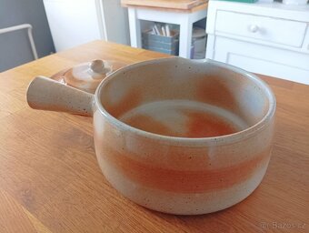 KAMENINOVÝ HRNEC RAMEKIN GRES DU MARAIS FRANCE - 18