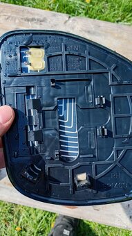 Prodám nové nepoužité originál OEM díly Mitsubishi - 18