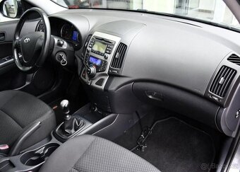 Hyundai i30 CW 1.4i 2xKOLA - 18