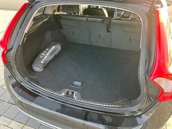 Volvo V60 Cross Country AWD - 18
