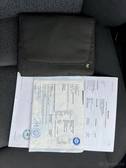 BMW 320i 110 kW Výhřevy,Klima,Alu,Stav - 18