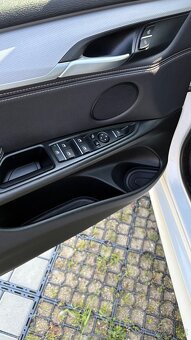 BMW X5 (f15) 30d x-drive, M-packet, 190 kw, originál tažné - 18