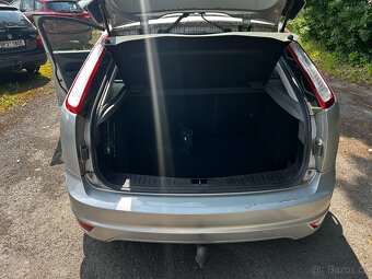 Ford Focus 1,6i 16V 85kW, r.v. 2009, stk 10/2026 - 18