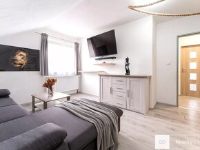 Dvougenerační rodinný dům - 18