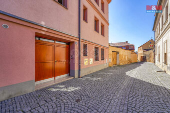 Pronájem bytu 1+kk, 26 m², Město Touškov, ul. U Špejcharu - 18