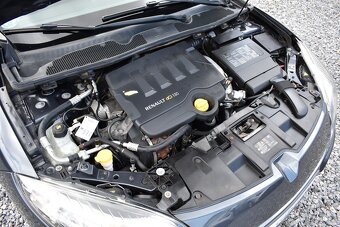 RENAULT MEGANE GRANDTOUR 1,9 DCi,EDICE BOSE,1.MAJ,TOP STAV - 18