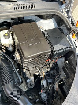 VW GOLF PLUS 1.4 MPI SERVISNÍ KNIHA 103.000 km - 18