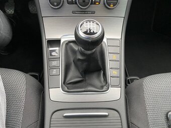 Volkswagen Passat Variant, 2.0 TDI 103kW - NAVI- PDC- ALU - 18