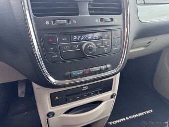 Chrysler Town Country 3,6 RT Penta DVD 2014 - 18