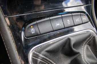 Opel Astra Sport Tourer - 18
