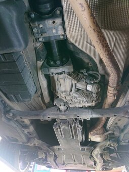 VW Touareg 2.5TDi,128KW,MANUÁL,PRUŽINY,ORG.TAŽNÉ,R.V.08/2009 - 18