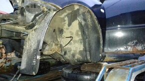 Audi A3 8L pravé levé přední plastové nadkolí podběh origo - 18