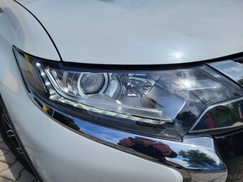 Mitsubishi Outlander 2.0 MIVEC, KAMERA rok 2016 - 18