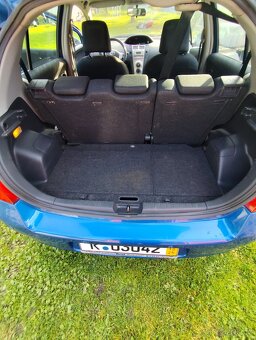 Toyota Yaris 1.3 VVT-i 64kw....82415km - 18