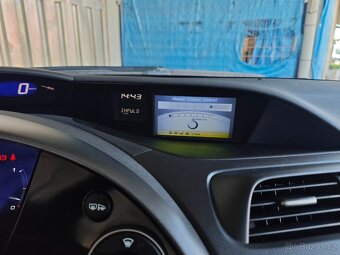 Honda Civic 8g 1.8 i-VTEC Executive DPH - 18