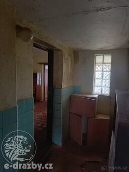 Rodinný dům 3+1 s pozemkem 774 m2 v obci Kryry, okres Louny - 18