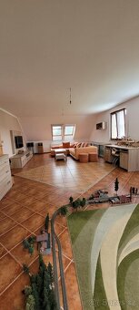 PRODEJ vícegeneračního rodinného domu ve městě Kuřim - 18