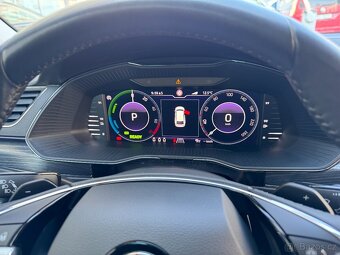 Škoda Superb 3 iV 1.4 eTSI 150kW DSG Tažné Webasto Navigace - 18
