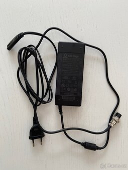 Elektrická koloběžka Vsett 8+ - 18